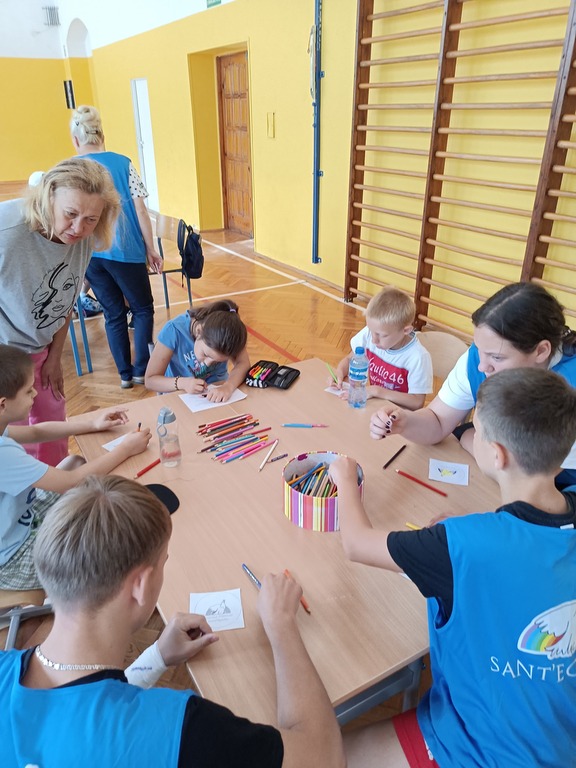 Chojna: Szkoła Pokoju i Szkoła Języka uczą także w wakacje
