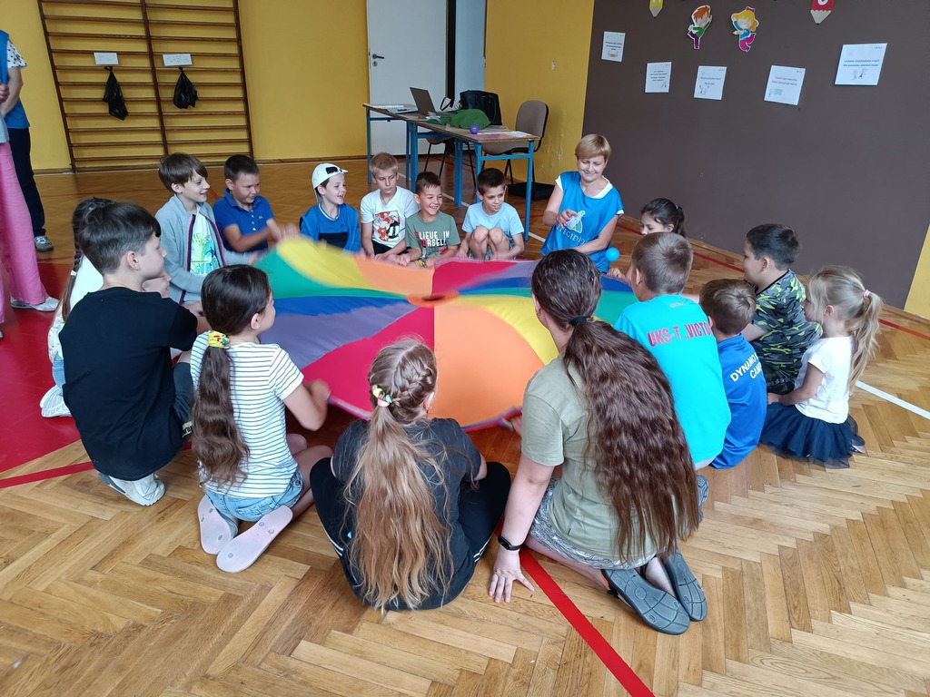 Chojna: Szkoła Pokoju i Szkoła Języka uczą także w wakacje