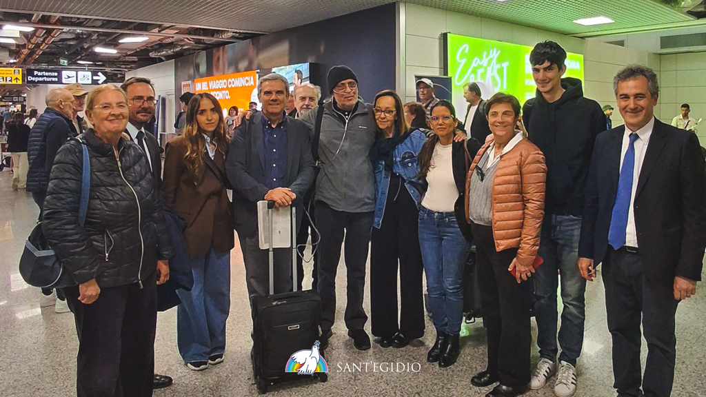 Alfredo Schiavo, a su llegada a Roma tras una larga detención en Venezuela: “Siento una gran emoción al estar en Italia después de tantos años. Gracias a Sant’Egidio, a Italia y a mi familia”