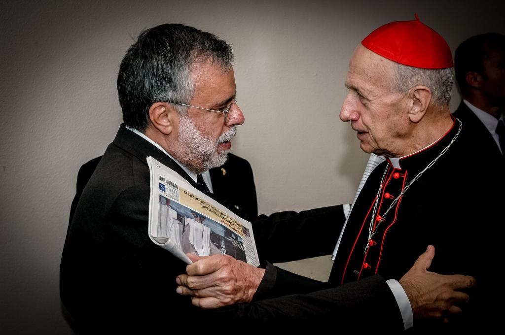 Sant’Egidio ha appreso con dolore la notizia della morte del card. Roger Etchegaray. Scompare un testimone appassionato del dialogo e della pace