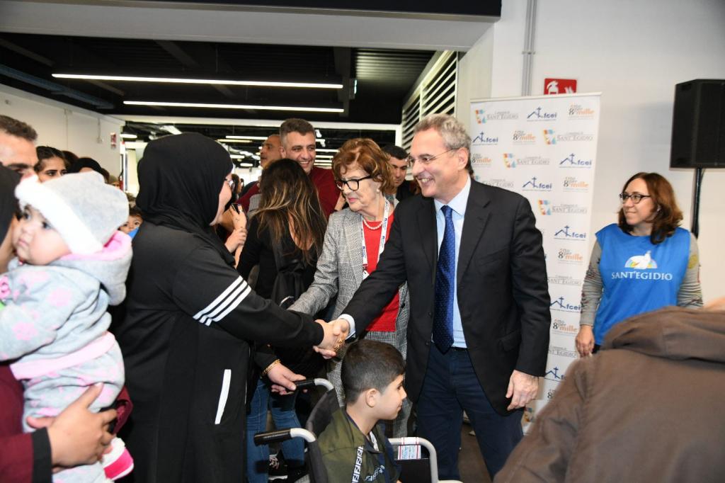 “La Italia de las puertas abiertas, porque merecéis acogida”. Los corredores humanitarios llegan a 3000 vidas salvadas.