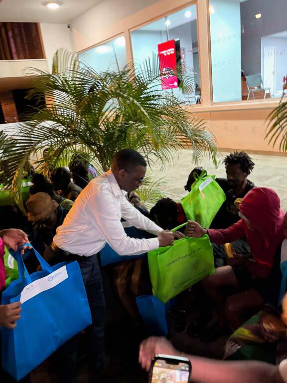 Faz frio nas ruas! E' inverno nell'emisfero sud del nostro pianeta. In Mozambico Sant'Egidio lancia una campagna di solidarietà per aiutare chi vive per strada