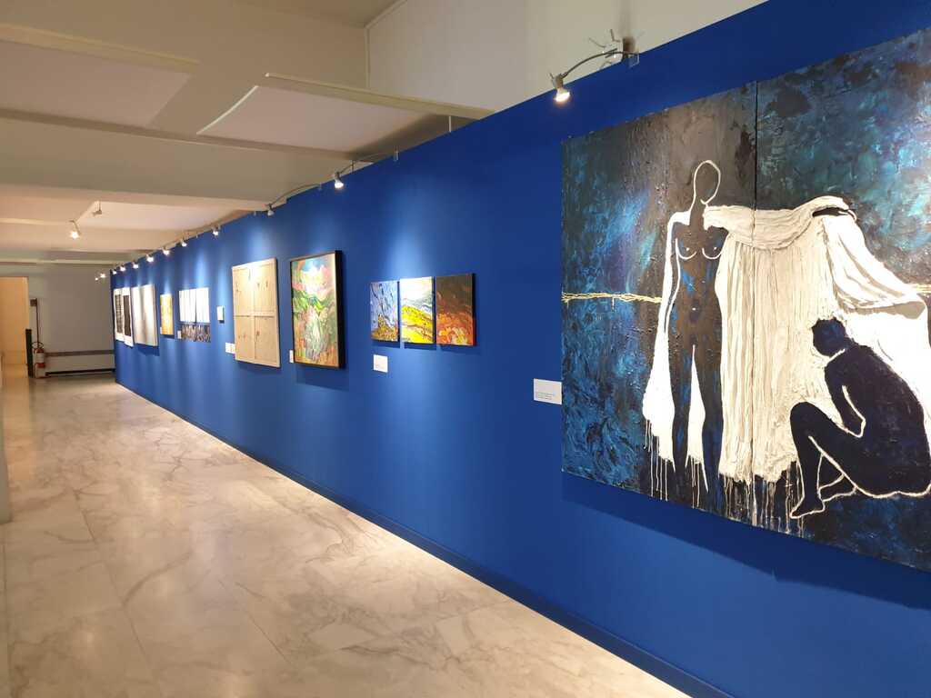 Präsident Matarella besucht die Ausstellung der Kunstwerkstatt der Gemeinschaft Sant'Egidio an der Universität La Sapienza in Rom