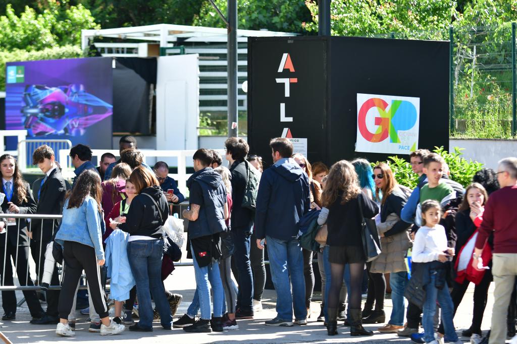 „Ich habe einen Traum“ siegt bei Play Music Stop Violence 2019. Eine zukünftige Stadt, in der sich die Geschichte des Rassismus nicht wiederholt