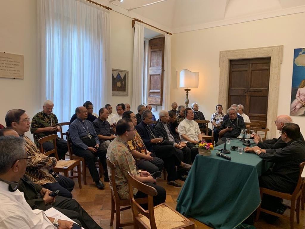 Przyjaźń i braterstwo: spotkanie w Sant’Egidio z biskupami z Indonezji