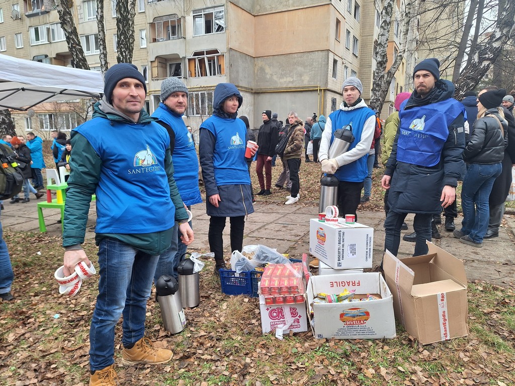 Gli aiuti di Sant’Egidio per le famiglie sulla linea del fronte