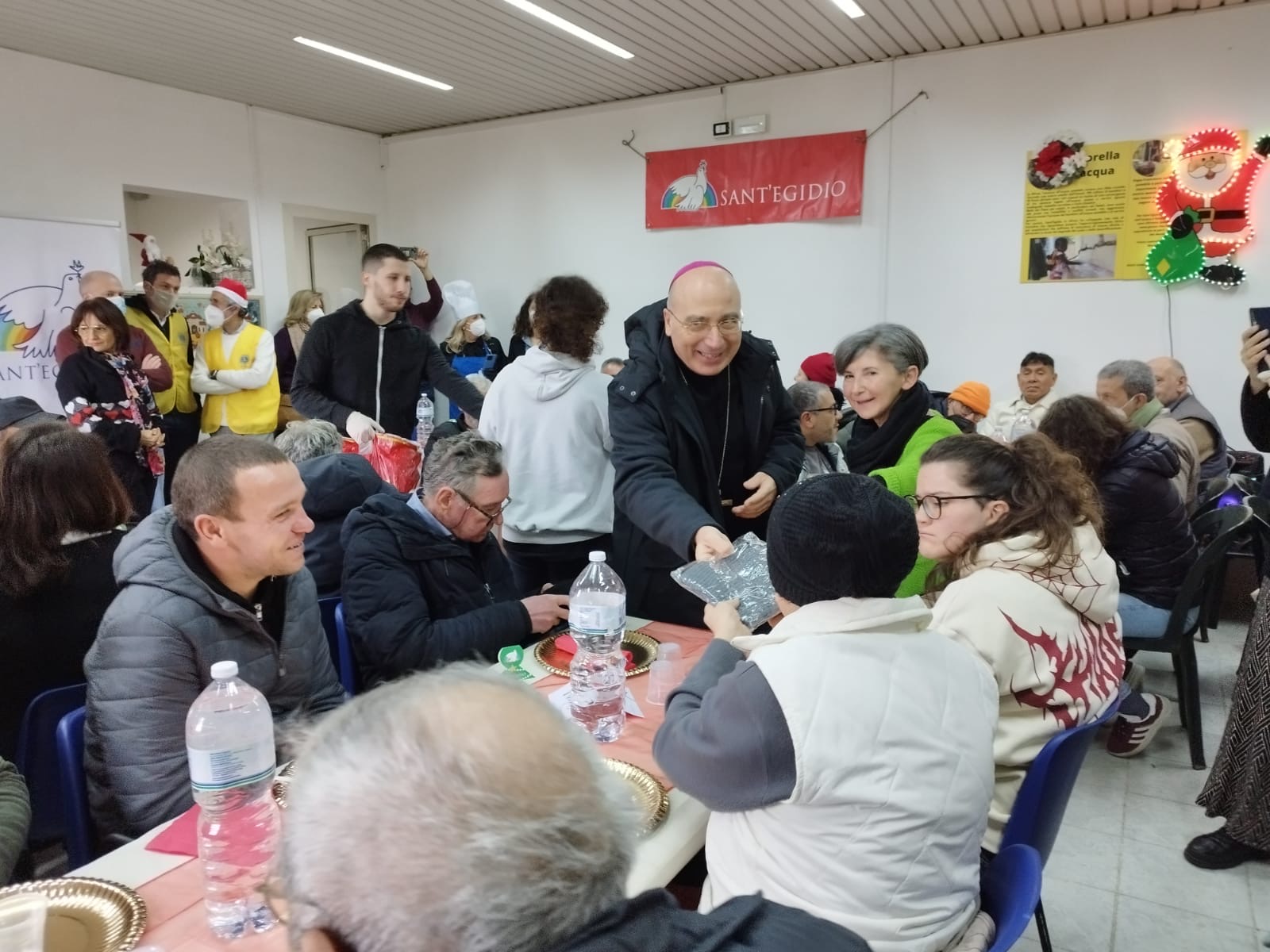 A "Sant'Egidio". Clochard e poveri triplicati «Sempre soli e indigenti»
