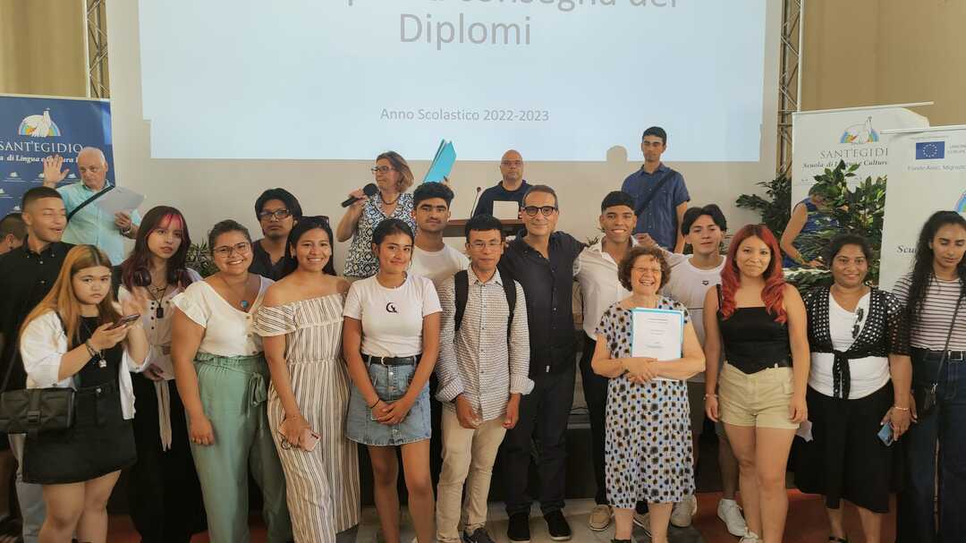 Roma: La consegna dei diplomi della scuola di lingua e cultura italiana di Sant'Egidio