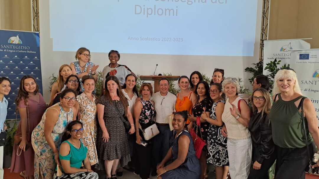 Roma: La consegna dei diplomi della scuola di lingua e cultura italiana di Sant'Egidio