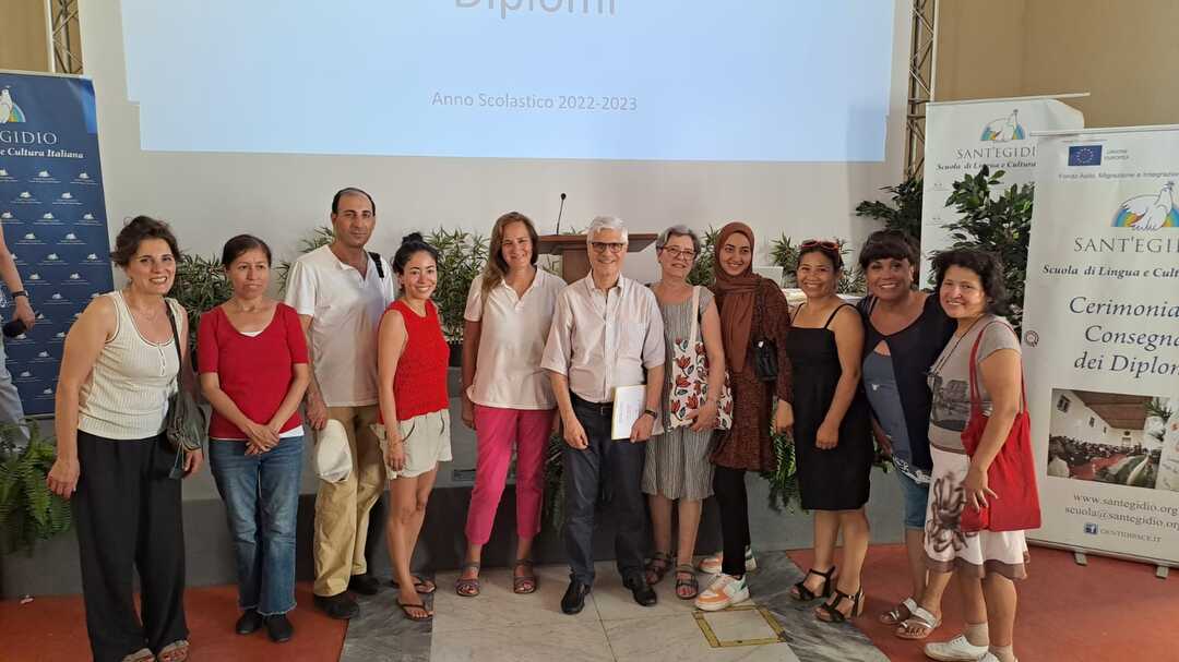 Roma: La consegna dei diplomi della scuola di lingua e cultura italiana di Sant'Egidio